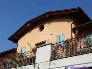 Foto Villa a schiera in Trento, Lumezzane San Sebastiano di 225 m²