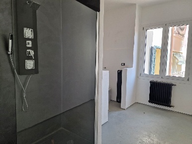 Foto Appartamento a Desenzano del Garda Rivoltella di 100 m² con 4 locali