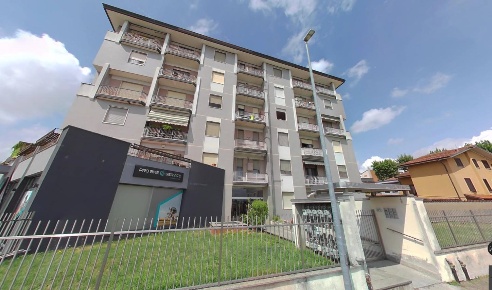 Foto Appartamento a Abbiategrasso di 191 m² con 8 locali in vendita