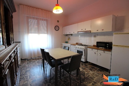 Foto Appartamento a Colle di Val d'Elsa Colle Bassa, Via Gramsci di 95 m²