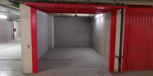 Foto Box a Milano Dergano di 35 m² con 2 locali in vendita