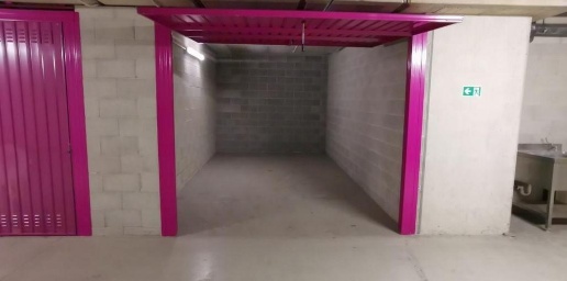 Foto Box a Milano Dergano di 18 m² con 1 locali in vendita
