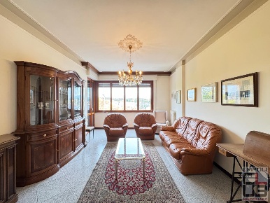 Foto Appartamento a Empoli San Rocco - Lungarno di 100 m² con 4 locali