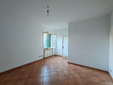 Foto Appartamento a Montignoso Debbia, Cervaiolo di 95 m² con 5 locali