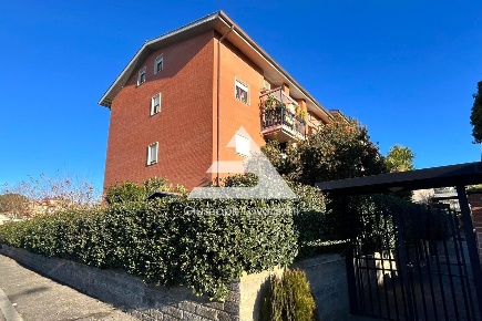 Foto Appartamento in via Don Luigi Sturzo 37, Genzano di Roma Centro