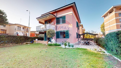 casa indipendente in vendita a San Giuliano Milanese