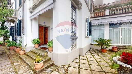 Foto Villa singola in Via Mura Pietro Grocco, Montecatini-Terme Centro