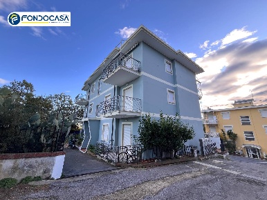 Foto Appartamento in Via Alessandria, Ceriale Centro di 55 m² con 3 locali