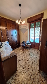 Foto Case semi ndipendenti a Mombaruzzo di 569 m² con 10 locali in vendita