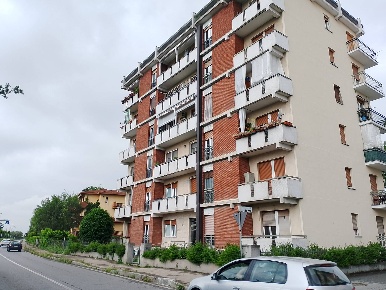 Foto Appartamento a Chieri Semicentro di 94 m² con 4 locali in vendita