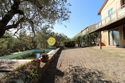 Foto Villa unifamiliare a Barberino Tavarnelle Tavarnelle di 370 m²