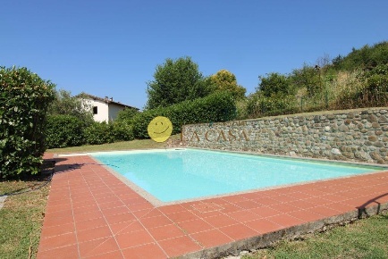 Foto Appartamento a Reggello di 105 m² con 4 locali in vendita