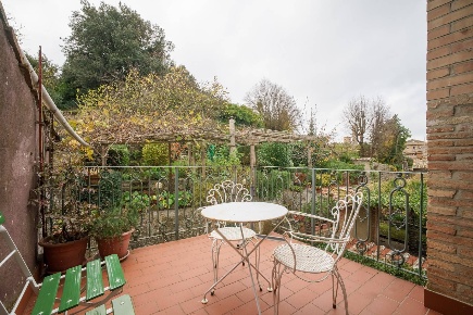 Foto Appartamento a Volterra di 60 m² con 5 locali in vendita