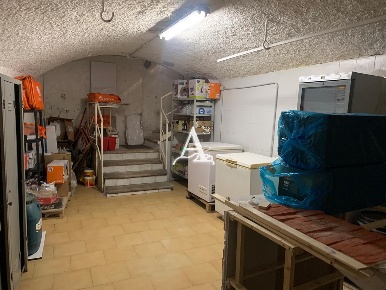 Foto Bar a Verona Santa Croce di 80 m² con 2 locali in vendita