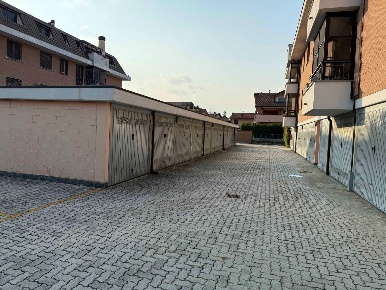 Foto Box a Carpiano di 15 m² con 1 locali in vendita