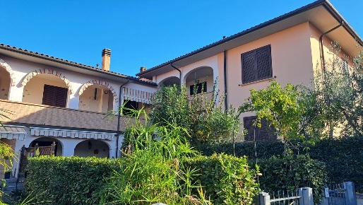 Foto Appartamento a Rosignano Marittimo Chioma, Nibbiaia di 75 m²