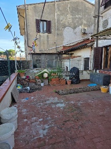 Foto Appartamento a Vicopisano Centro di 90 m² con 3 locali in vendita