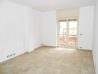 Foto Appartamento in Via Zara 24, Moncalieri San Pietro di 133 m²
