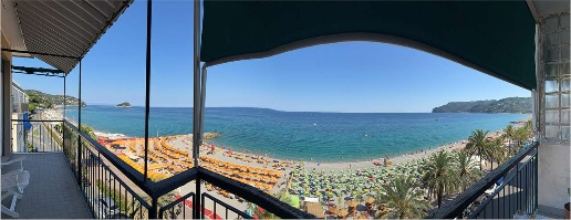 Foto Attico in Lungomare marconi 159, Spotorno di 90 m² con 4 locali