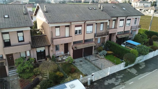 Foto Villa a schiera in Via Milanese 26, Veniano Centro di 120 m²
