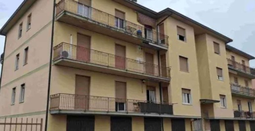 Foto Appartamento in Via Roma, Grumello del Monte Centro di 108 m² all'asta