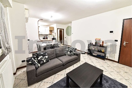 Foto Appartamento in Via Vivaldi 23, Cesano Maderno di 90 m² con 3 locali