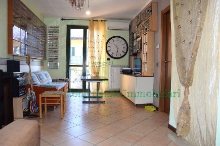 Foto Appartamento in Via Roma, Trivolzio Centro di 98 m² con 3 locali