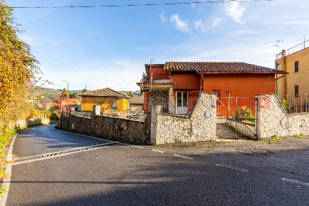 Foto Casa indipendente in Vecchia Di Marino, Grottaferrata Centro di 145 m²