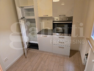 Foto Appartamento in Via SANT'EUFEMIA 4, Verona Centro Storico di 84 m²