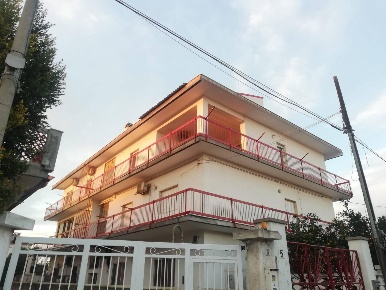 Foto Appartamento in VIA belle arti 5, Taranto Talsano - San Donato