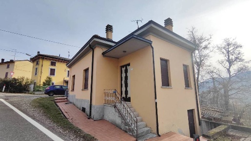 Foto Casa indipendente in LocalitÃ  Mandola 23, Gropparello di 87 m²