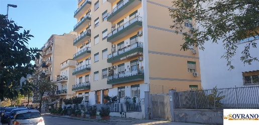 Foto Magazzino a Palermo San Lorenzo di 177 m² con 1 locali in affitto
