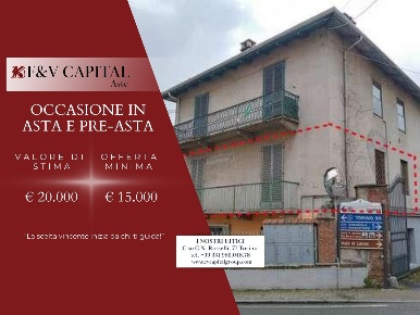 Foto Appartamento in Via Umberto I, Lanzo Torinese di 101 m² con 3 locali