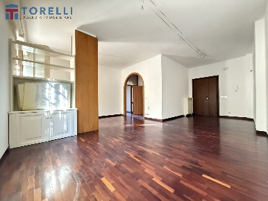 Foto Appartamento a Cesenatico di 110 m² con 4 locali in vendita