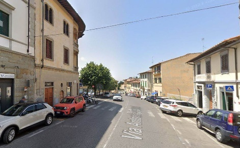 Foto Villa unifamiliare a Fiesole Centro di 378 m² con 12 locali in vendita