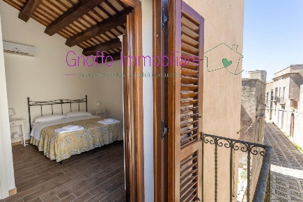 Foto Casa indipendente in Via Generale Salerno 21, Erice Centro di 166 m²