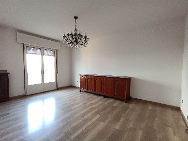 Foto Appartamento in Via Ca' Rossa, Venezia Mestre di 98 m² con 6 locali
