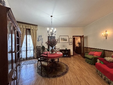 Foto Appartamento a Piacenza Dante - Cheope di 128 m² con 6 locali