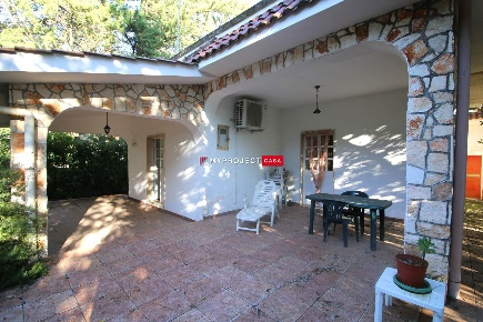 Foto Villa unifamiliare in Contrada Franzullo, Martina Franca di 160 m²