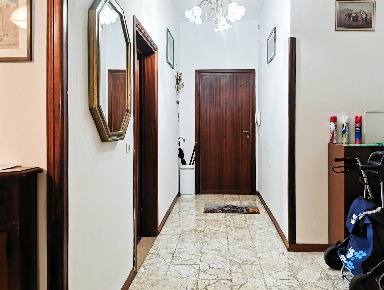 Foto Appartamento a Vaiano Centro di 90 m² con 4 locali in vendita