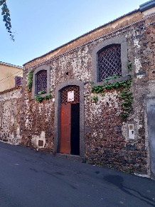 Foto Magazzino a Mascalucia Centro di 71 m² in vendita