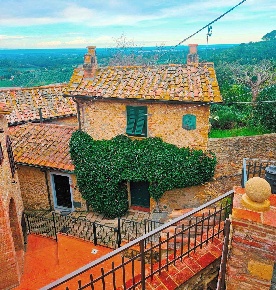 Foto Rustico a Casale Marittimo di 60 m² con 2 locali in vendita