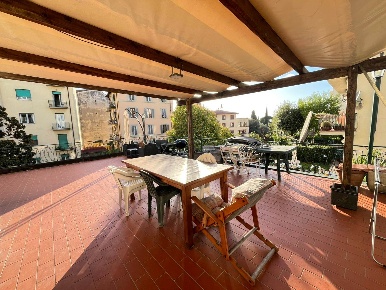Foto Appartamento in Via Vittorio Emanuele II, Firenze di 110 m² in vendita
