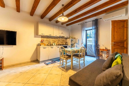Foto Appartamento in via indipendenza, Lascari di 51 m² con 2 locali