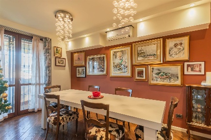 Foto Appartamento in Via Martiri delle Foibe 22, Cornate d'Adda di 182 m²