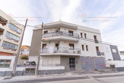Foto Appartamento a Siracusa Grottasanta - Tunisi di 103 m² con 3 locali