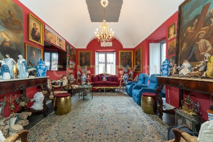 Foto Appartamento in Via Transito 14, Catania Centro Storico di 210 m²