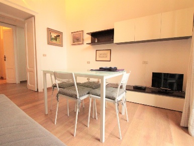 Foto Appartamento in Piazza del Popolo 1, Arona Centro di 55 m² in affitto