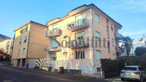 Foto Appartamento in Via Francesco Borromini 28, Como Tavernola di 65 m²