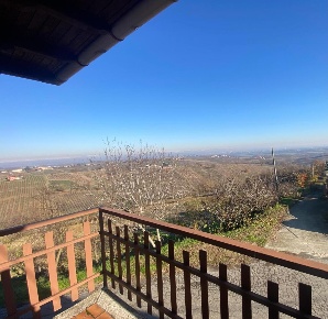 Foto Appartamento a Ziano Piacentino di 187 m² con 5 locali in vendita